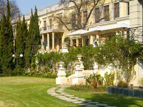 Fairlawns Boutique Hotel